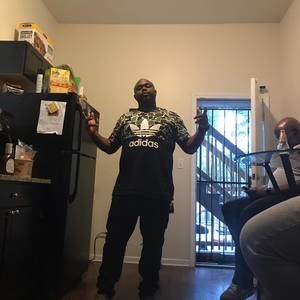 Meet your Posher, Lorenzo